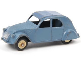 Lot 501 - DINKY TOYS (FRANCE) (1)