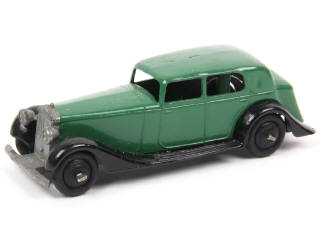 Lot 674 - DINKY TOYS (GB) (1)