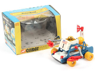 Lot 472 - CORGI TOYS (GB) (1)