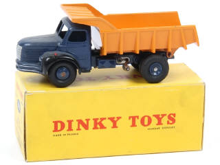 Lot 636 - DINKY TOYS (FRANCE) (1)