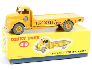 Lot 703 - DINKY TOYS (GB) (1)