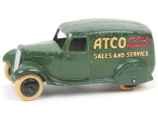 Lot 672 - DINKY TOYS (GB) (1)