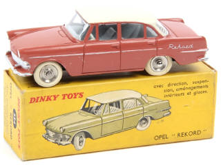 Lot 552 - DINKY TOYS (FRANCE) (1)