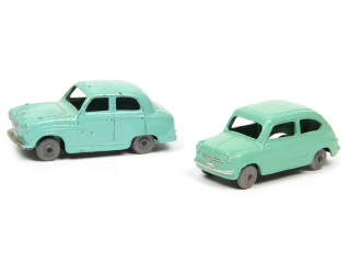 Lot 389 - DINKY TOYS (GB) (2)