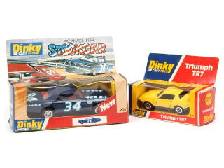 Lot 365 - DINKY TOYS (GB) (2)