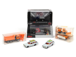 Lot 188 - DIVERS (7)