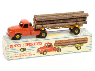 Lot 448 - DINKY TOYS (FRANCE) (1)