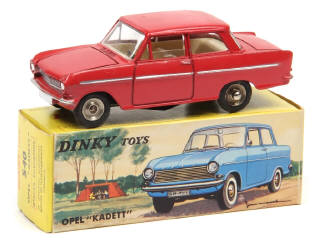 Lot 420 - DINKY TOYS (FRANCE) (1)