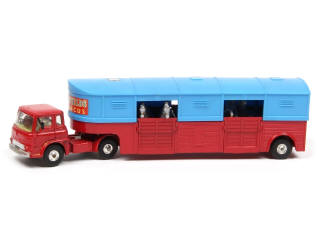 Lot 339 - CORGI TOYS (GB) (1)