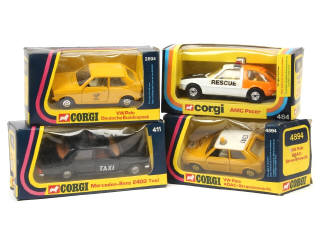 Lot 352 - CORGI TOYS (GB) (4)
