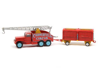 Lot 329 - CORGI TOYS (GB) (1)