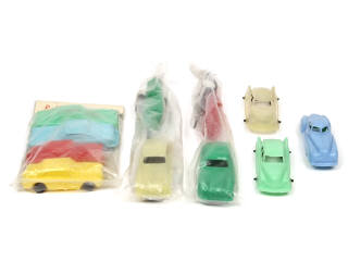 Lot 247 - DIVERS (13)