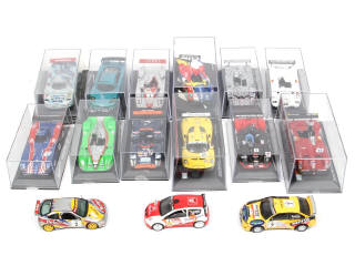 Lot 154 - DIVERS (15)