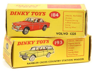 Lot 359 - DINKY TOYS (GB) (2)