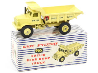 Lot 681 - DINKY TOYS (GB) (1)