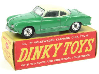 Lot 654 - DINKY TOYS (GB) (1)