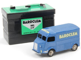 Lot 586 - DINKY TOYS (FRANCE) (1)