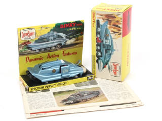 Lot 663 - DINKY TOYS (GB) (2)