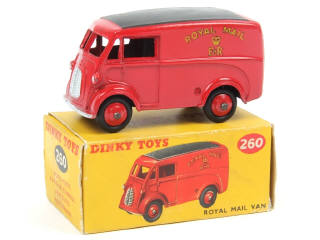 Lot 665 - DINKY TOYS (GB) (1)