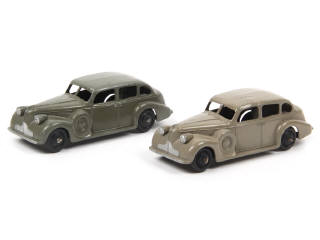 Lot 268 - DINKY TOYS (GB) (2)