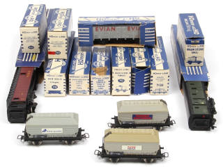 Lot 91 - HORNBY 'HO' (15)