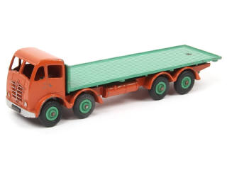 Lot 323 - DINKY TOYS (GB) (1)