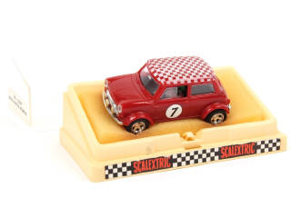 Lot 120 - SCALEXTRIC (FRANCE) (1)