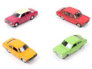 Lot 130 - YONEZAWA TOYS DIAPET (JAPON) (4)