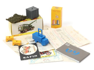 Lot 201 - DIVERS (1)