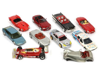 Lot 35 - DIVERS (10)