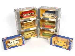 Lot 201 - CORGI TOYS (GB) (8)
