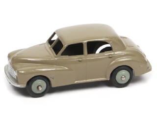 Lot 371 - DINKY TOYS (GB) (1)