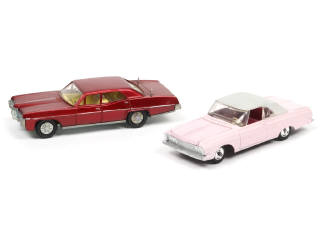 Lot 378 - DINKY TOYS (GB) (2)