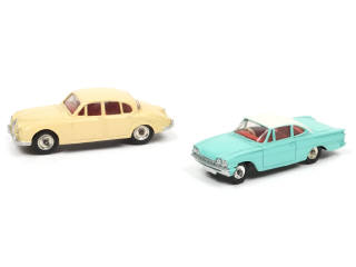 Lot 379 - DINKY TOYS (GB) (2)