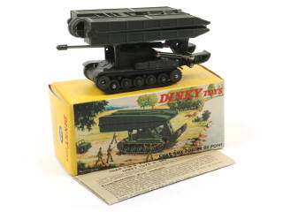Lot 275 - DINKY TOYS (FRANCE) (1)