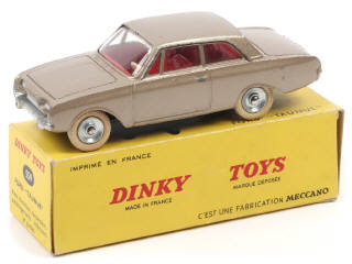 Lot 242 - DINKY TOYS (FRANCE) (1)