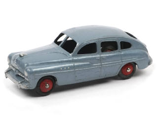 Lot 205 - DINKY TOYS (FRANCE) (1)