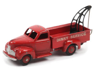 Lot 220 - DINKY TOYS (FRANCE) (1)