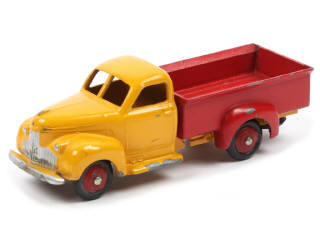 Lot 218 - DINKY TOYS (FRANCE) (1)