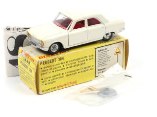 Lot 250 - DINKY TOYS (FRANCE) (1)
