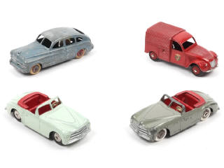 Lot 353 - DINKY TOYS (FRANCE) (4)