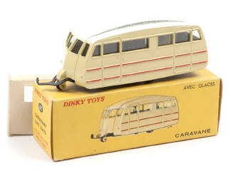 Lot 257 - DINKY TOYS (FRANCE) (1)