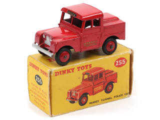 Lot 178 - DINKY TOYS (GB) (1)