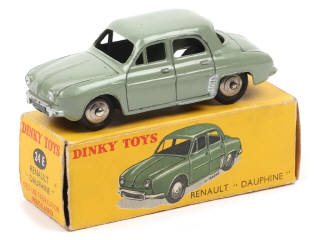 Lot 225 - DINKY TOYS (FRANCE) (1)