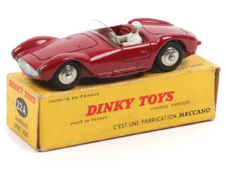 Lot 223 - DINKY TOYS (FRANCE) (1)
