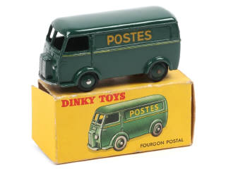 Lot 259 - DINKY TOYS (FRANCE) (1)