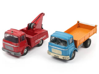 Lot 417 - DINKY TOYS (FRANCE) (2)