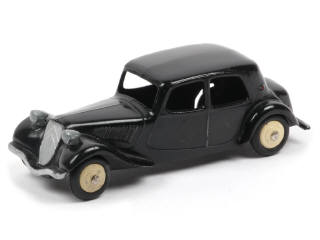 Lot 378 - DINKY TOYS (FRANCE) (1)