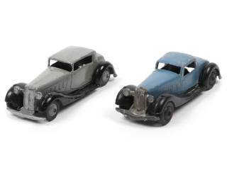 Lot 340 - DINKY TOYS (GB) (2)