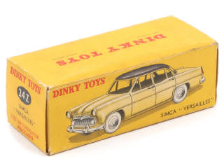 Lot 375 - DINKY TOYS (FRANCE) (1)